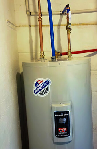 https://victoriaparkhotwater.com.au/uploads/2025/06/electric-hot-water-system-32554.jpg