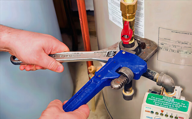 https://victoriaparkhotwater.com.au/uploads/2025/06/hot-water-servicing-75260.jpg