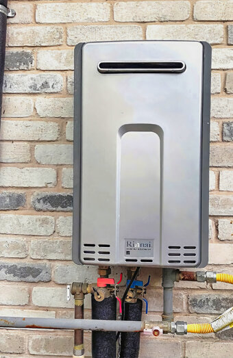 https://victoriaparkhotwater.com.au/uploads/2025/06/instant-hot-water-systems-48570.jpg