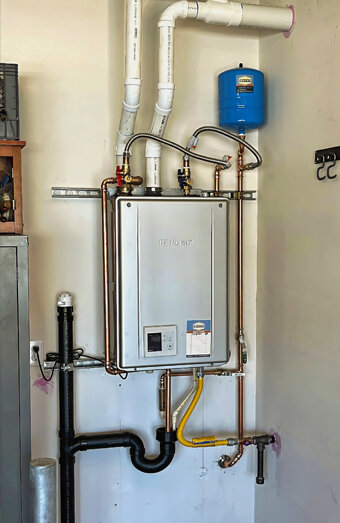 https://victoriaparkhotwater.com.au/uploads/2025/06/instant-hot-water-systems-98444.jpg